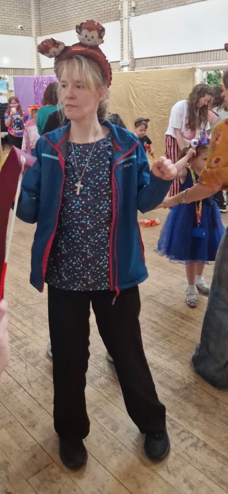 The full dance floor mid-song.